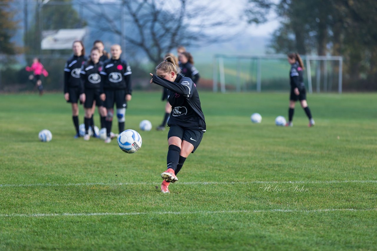 Bild 134 - wBJ MSG Steinhorst-Krummesse - VfL Pinneberg : Ergebnis: 2:0